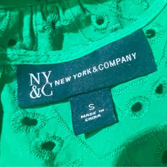 NY&Co Ruffle-Sleeve Eyelet Cotton Romper Emerald Green Size S Babydoll - Picture 2 of 6